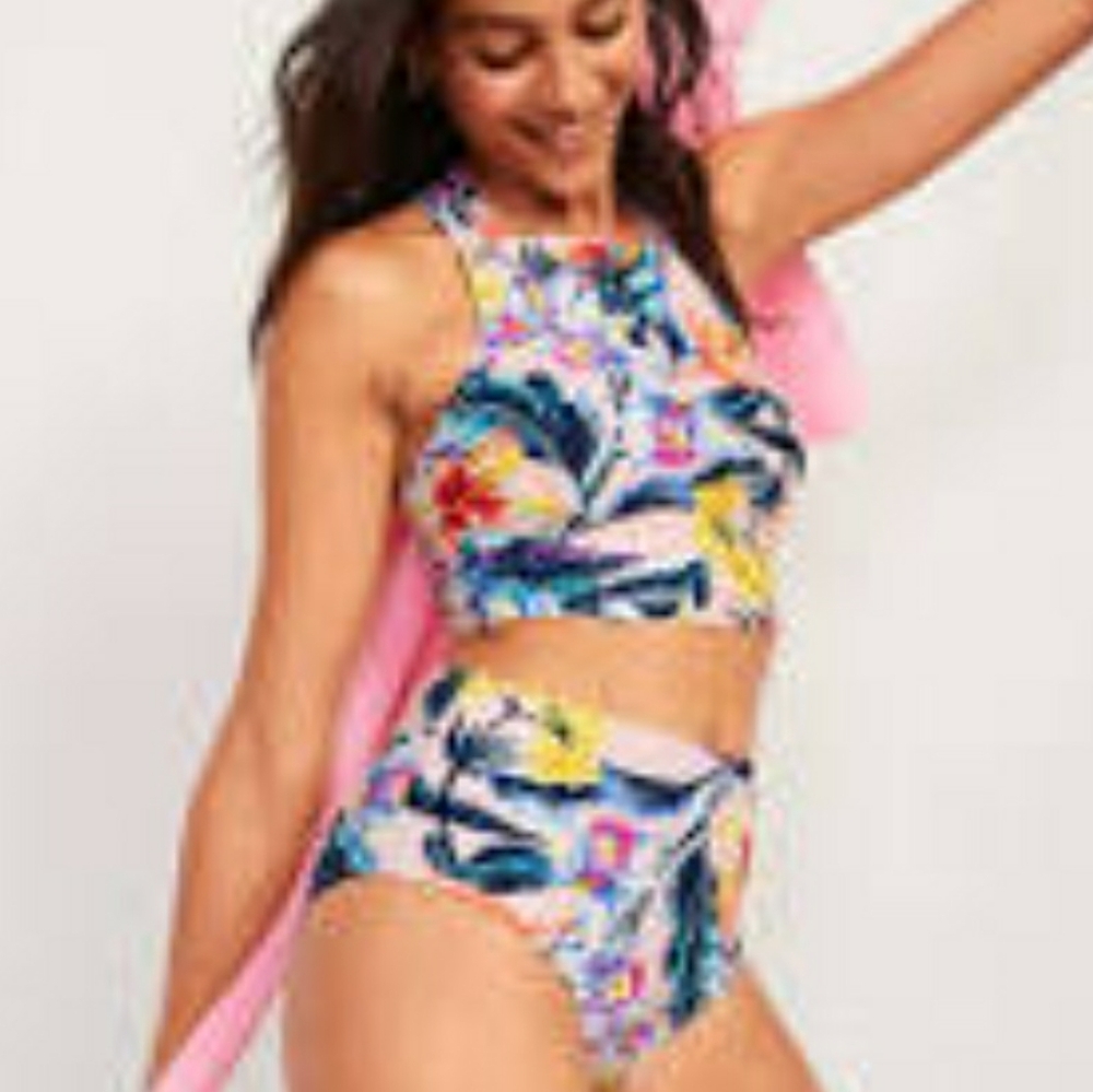 NWT Old Navy tropical floral swim bottoms - M